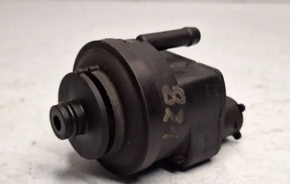 BMW X6 E71 Fuel filter heater 7801209 13327801209