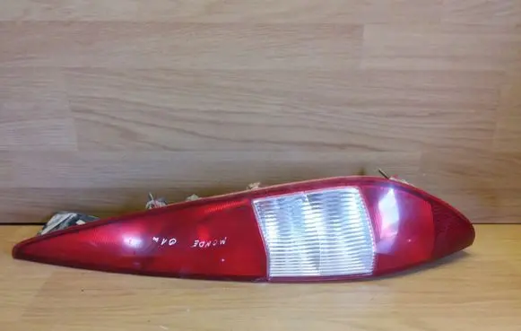 Ford Mondeo Mk III Rear/tail lights TK4258