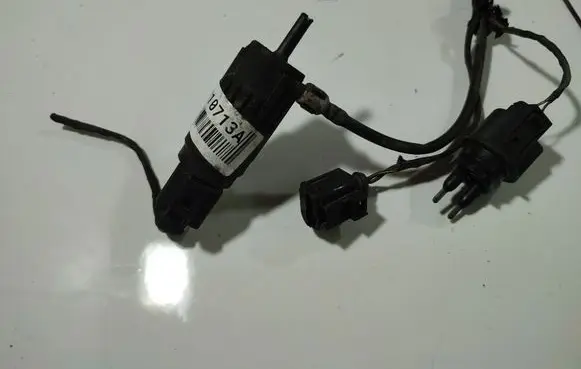 Skoda Superb B6 (3T) Windscreen/windshield washer pump 1K5955651