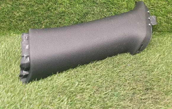 (C) pillar trim