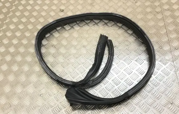 Mercedes-Benz E W238 Front door rubber seal A2386706800
