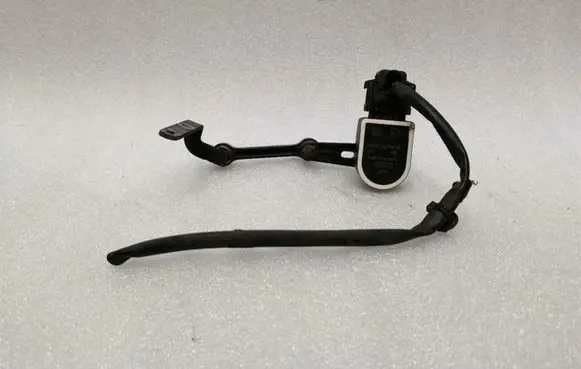 Rear air suspension level height sensor