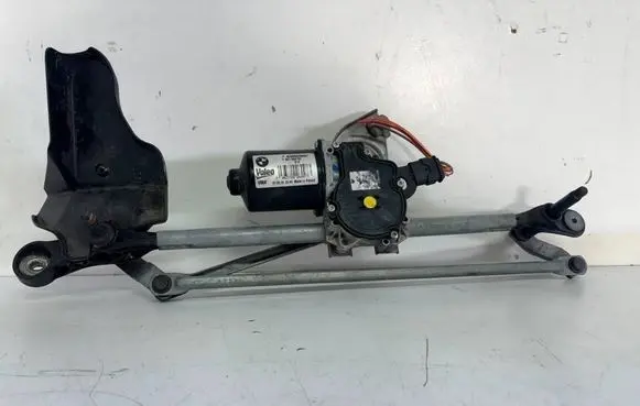 BMW 1 F20 F21 Front wiper linkage and motor 7267503 W000026097 063720260973