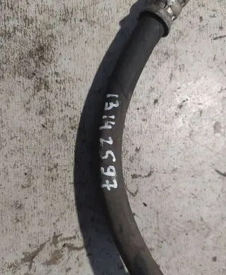 Air conditioning (A/C) pipe/hose