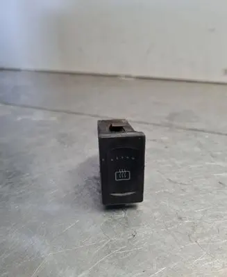 Volkswagen PASSAT B3 Windscreen/window heater switch 3B0959621C
