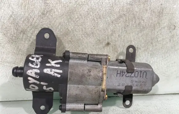 Chrysler Voyager Sliding door motor 7746804602