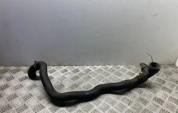 Volkswagen PASSAT B6 Engine coolant pipe/hose 1K0122051AM
