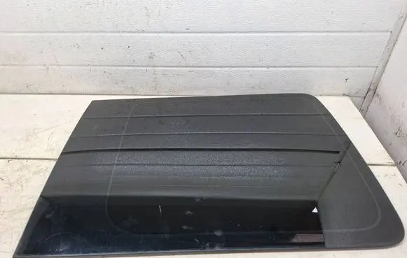 Volkswagen Caddy Rear door window glass 002M3282A92 E000231 43R001589