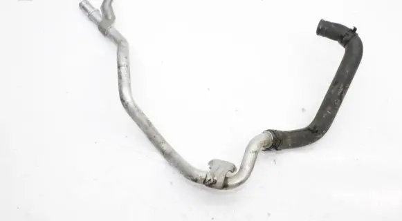 Audi A8 S8 D4 4H Engine coolant pipe/hose 4H0121485R