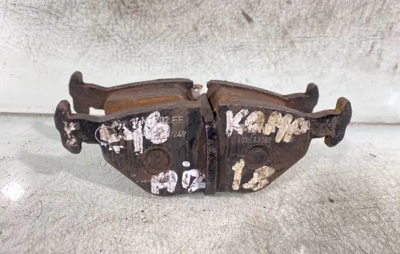 BMW 3 E46 Brake pads (rear) 