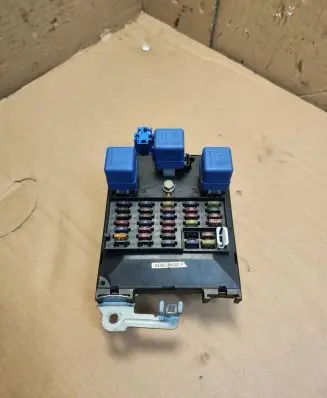 Nissan Almera Fuse box set 243501N000F