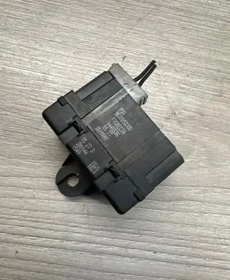 Peugeot 407 Seat heating relay 9638053380 9445536 200044