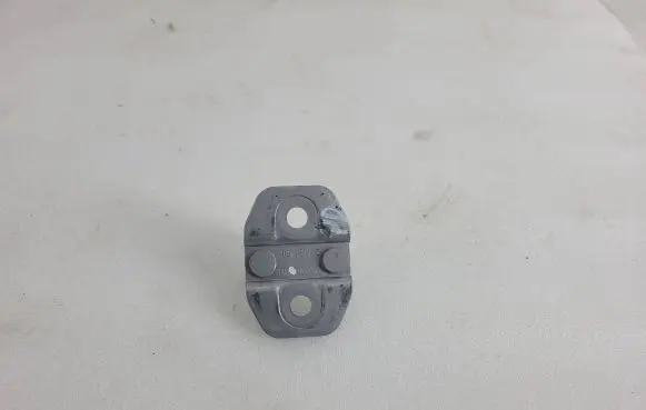 Mercedes-Benz E W212 Rear door lock loop/hook striker 11000049B 09497C