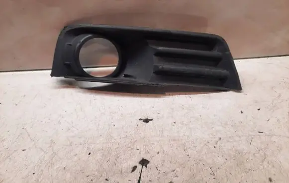 Ford Focus C-MAX Front bumper lower grill 3M51R19953