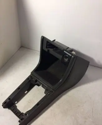 Volkswagen PASSAT B4 Center console 3A1863243B