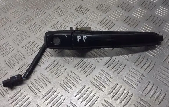 Mitsubishi Outlander Front door exterior handle/bracket MR526106