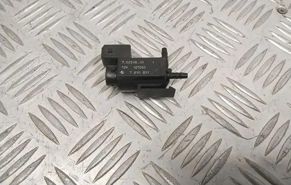 BMW 5 F10 F11 Turbo solenoid valve 7810831