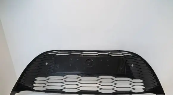 Toyota Yaris Front bumper upper radiator grill 531020D140 531120D840