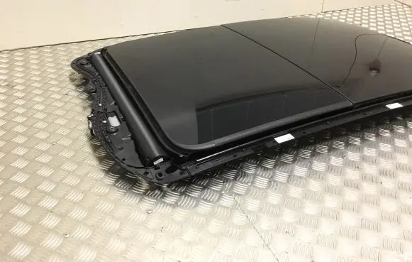 Porsche Macan (95B) Sunroof set 95B877041J 95B959591B