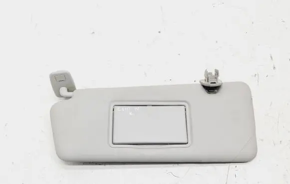 Renault Clio IV Sun visor