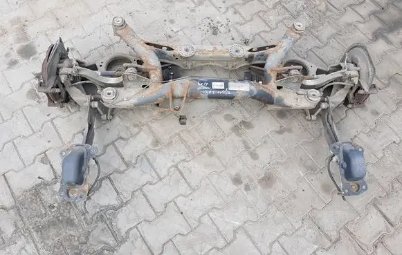 Volkswagen Tiguan Rear axle beam 5N0505235LIAUTOPI 5N0505235L
