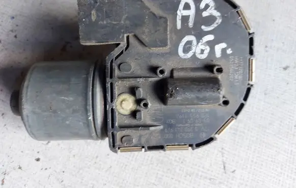 Seat Leon (1P) Wiper motor 1P0955119A 0390241949 050909