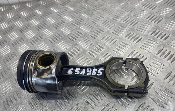 Mercedes-Benz E W212 Piston with connecting rod 65100
