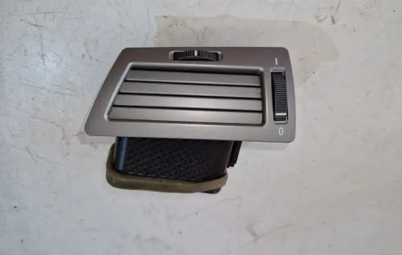 BMW 7 E65 E66 Dashboard side air vent grill/cover trim 6911242