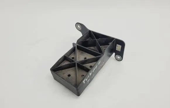 Renault Twingo II Front bumper shock/impact absorber 620928531R