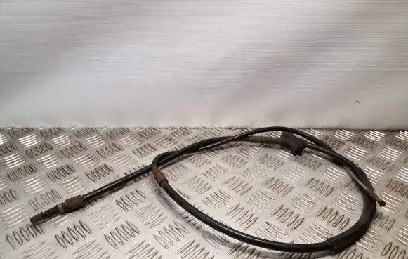 Handbrake/parking brake wiring cable