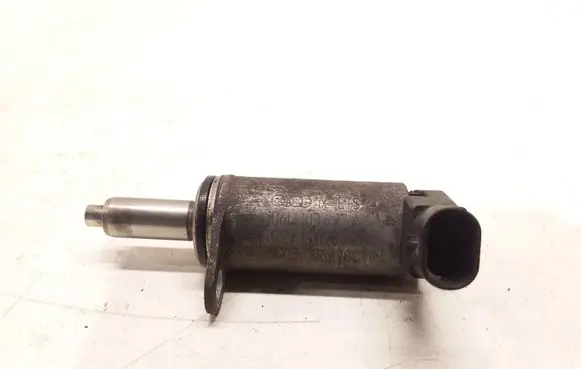 Audi A5 8T 8F Valve oil control 06H103697A