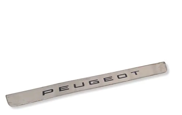 Peugeot 2008 II Front sill trim cover 98532023RW