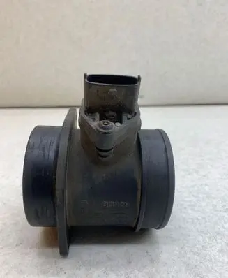Volvo XC70 Mass air flow meter 0280218088 8670115