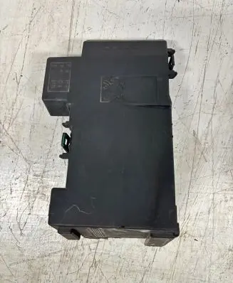 Peugeot 3008 I Fuse box cover 9664944780