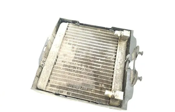 Engine oil radiator