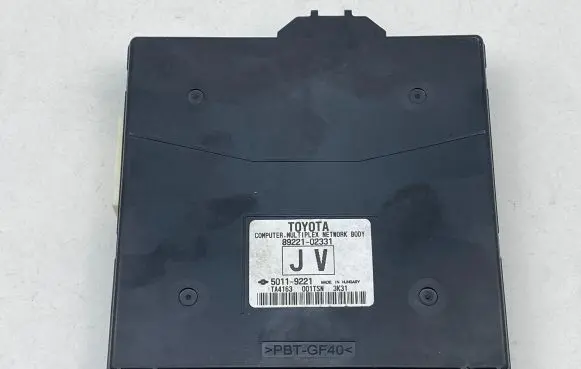 Toyota Auris E180 Fuse box set 8922102331 50119221 TA4163