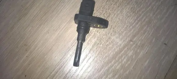 Volkswagen PASSAT B5 Intake air temperature sensor 0280130085 058905379