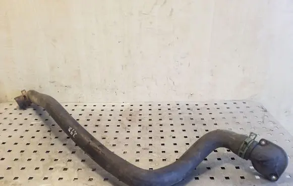 Volkswagen Transporter - Caravelle T4 Engine coolant pipe/hose 074121051E