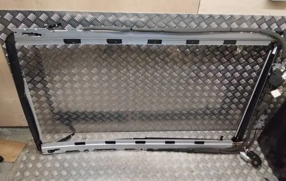 KIA Sorento Sunroof frame 816662