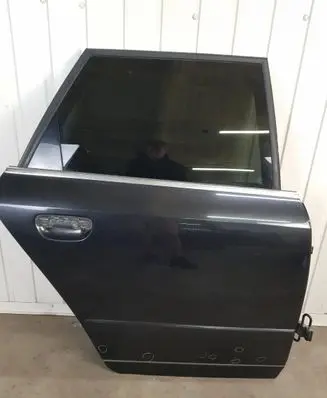 Audi A4 S4 B6 8E 8H Rear door