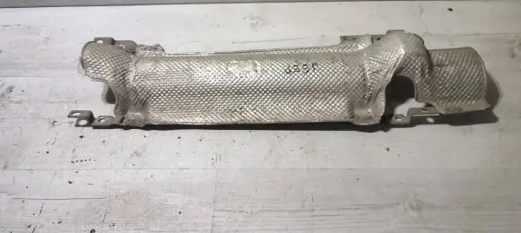 Jeep Cherokee Exhaust heat shield 52123771