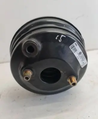 Audi A4 S4 B5 8D Brake booster 4B3612105 910K