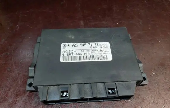 Mercedes-Benz E W211 Parking PDC control unit/module A0255457132 0263004025 510082668