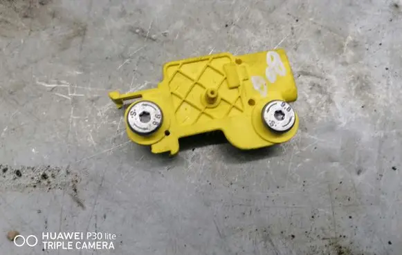Nissan Almera Airbag deployment crash/impact sensor