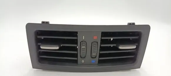 BMW 5 E60 E61 Rear air vent grill 7129556 6932023 6932024
