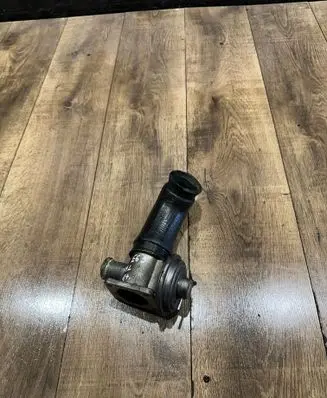 BMW 7 E65 E66 EGR valve 72826400
