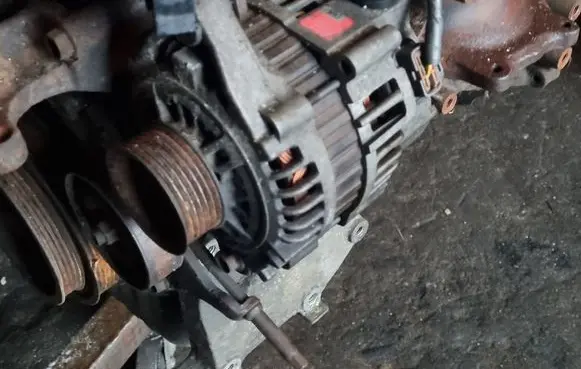 Nissan Almera N16 Generator/alternator 23100BU010