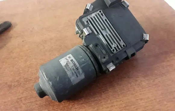Renault Espace - Grand espace IV Wiper motor 0390241805