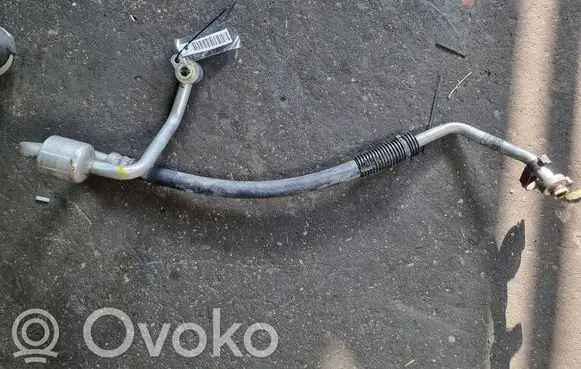 Ford Focus Air conditioning (A/C) pipe/hose 