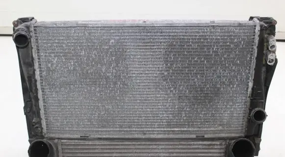 BMW 3 E90 E91 Radiator set 7810258 5127043
